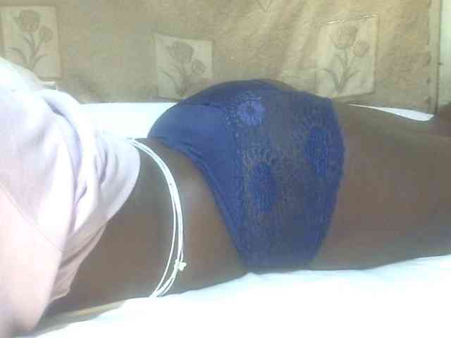 Juicyass-02 webcam