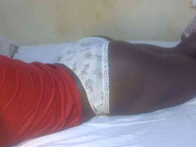 Juicyass-02 webcam