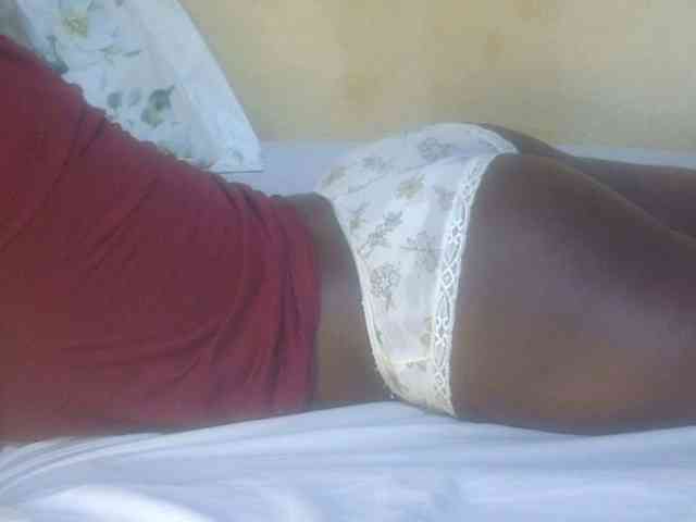 Juicyass-02 webcam