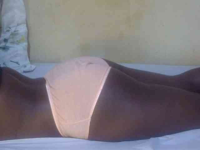 Juicyass-02 webcam