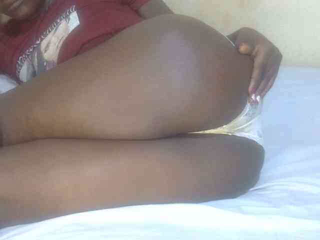 Juicyass-02 webcam