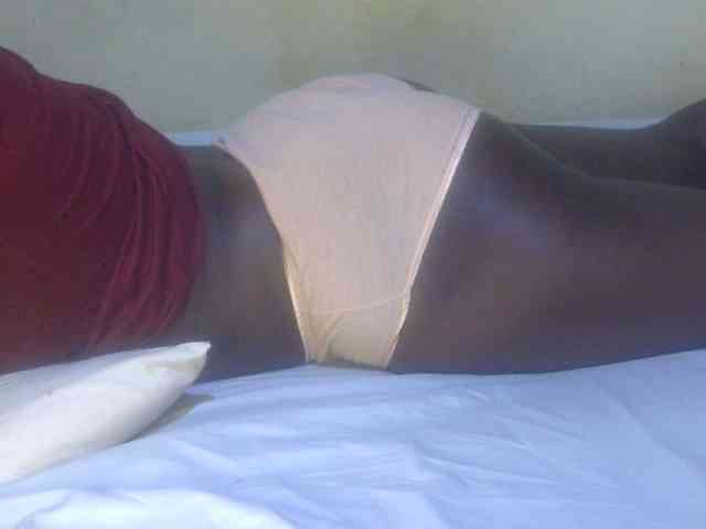 Juicyass-02 webcam