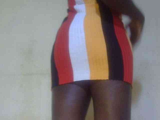 Juicyass-02 webcam