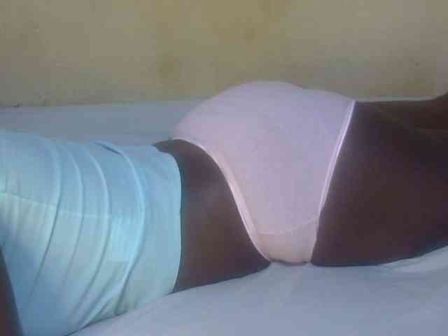 Juicyass-02 webcam