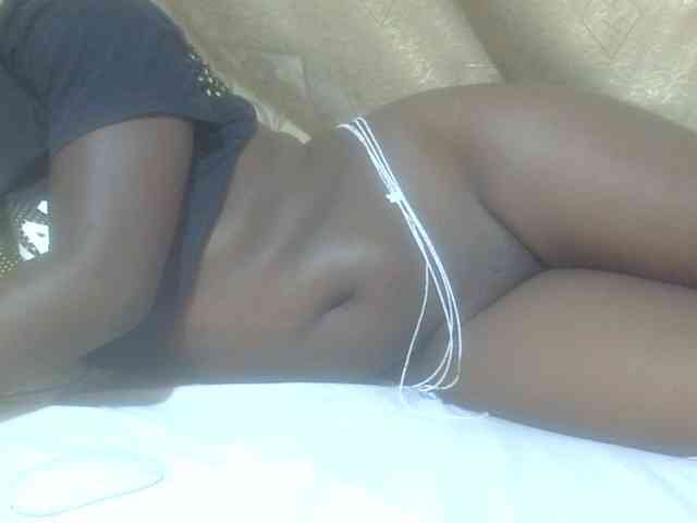 Juicyass-02 webcam