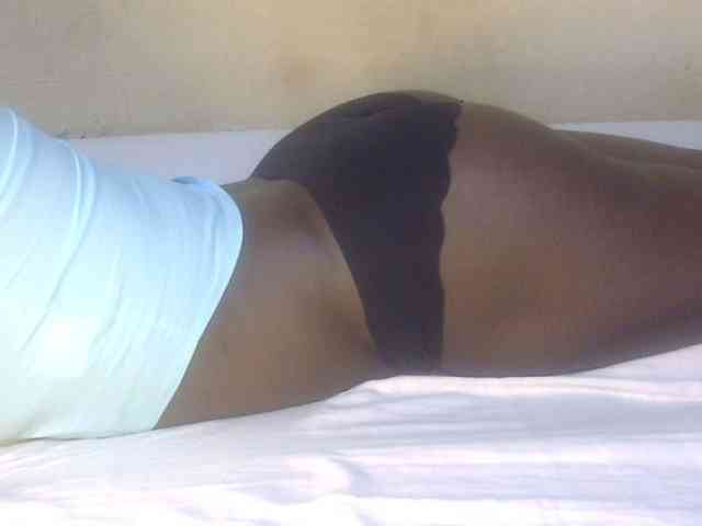 Juicyass-02 webcam