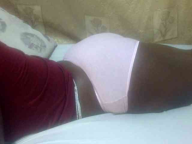 Juicyass-02 webcam