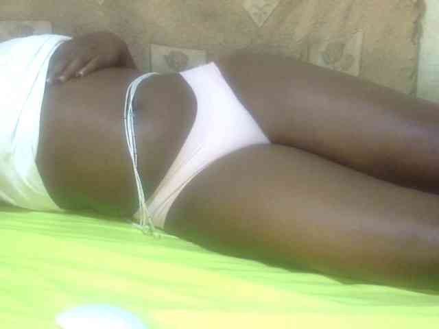 Juicyass-02 webcam