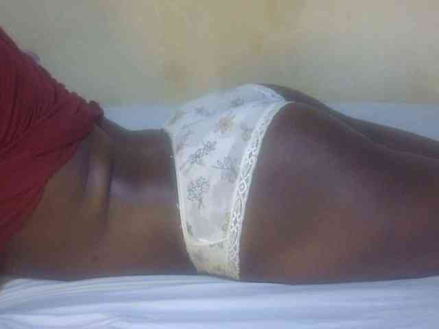 Juicyass-02 webcam