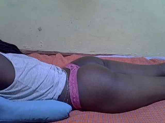 cute-diva1 webcam