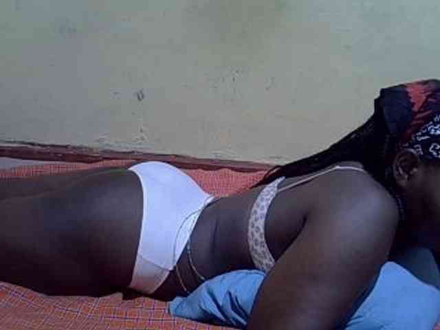 cute-diva1 webcam