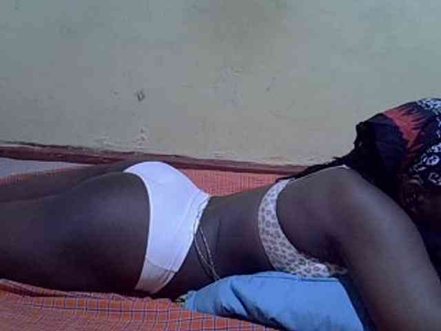 cute-diva1 webcam