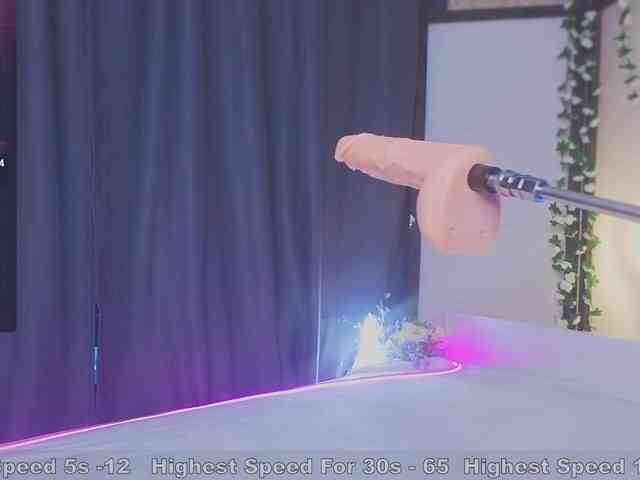 Shy-Amelia webcam