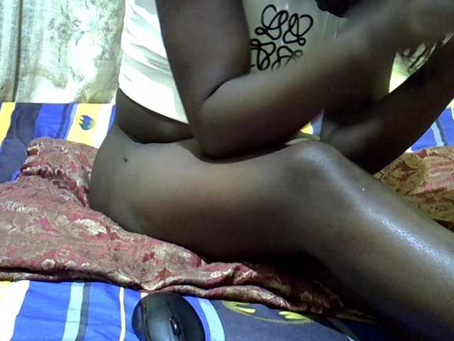 black-beauty's BongaCams show and profile