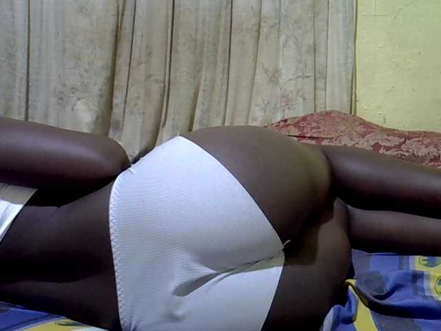 black-beauty's BongaCams show and profile