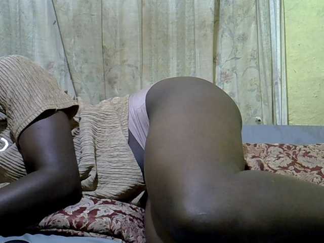 Black-beauty webcam