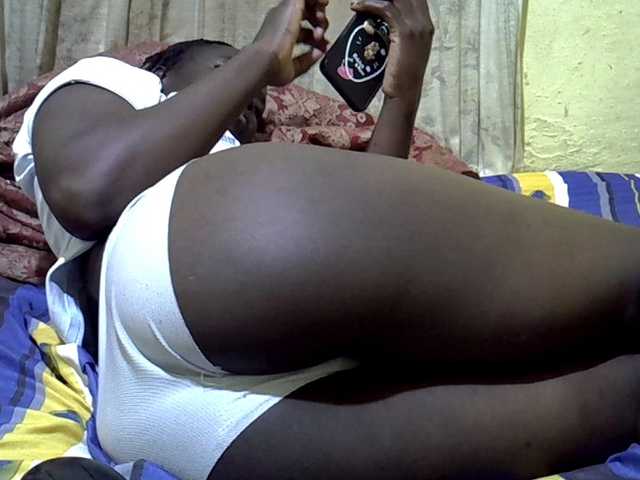 black-beauty's BongaCams show and profile