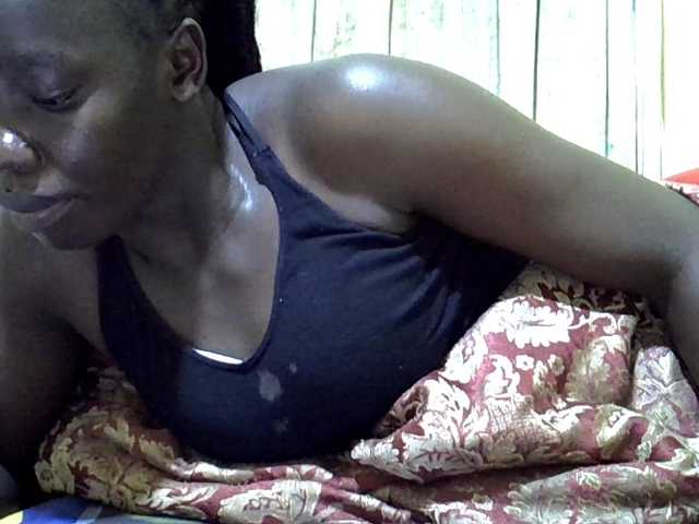 black-beauty's BongaCams show and profile