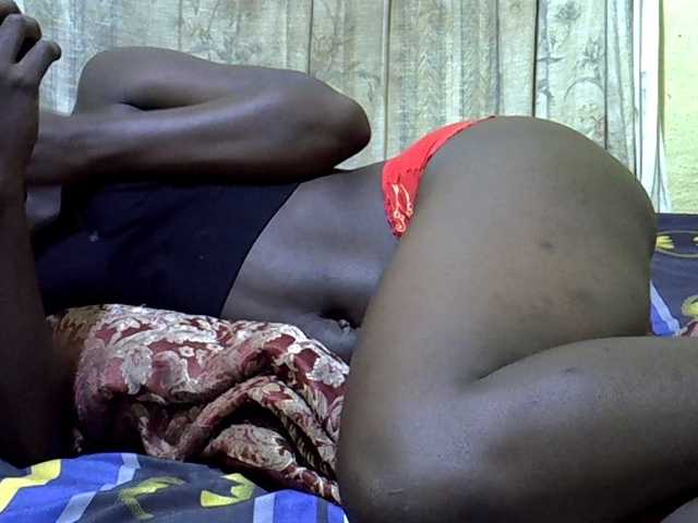 black-beauty's BongaCams show and profile