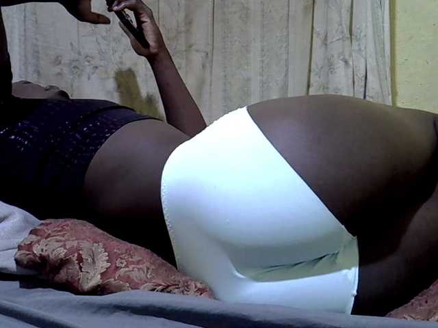 black-beauty's BongaCams show and profile