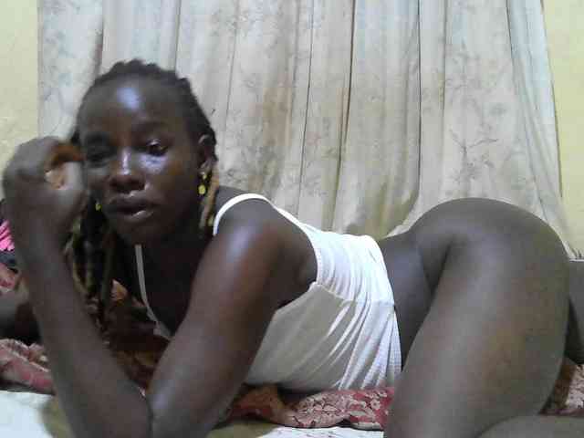 black-beauty webcam