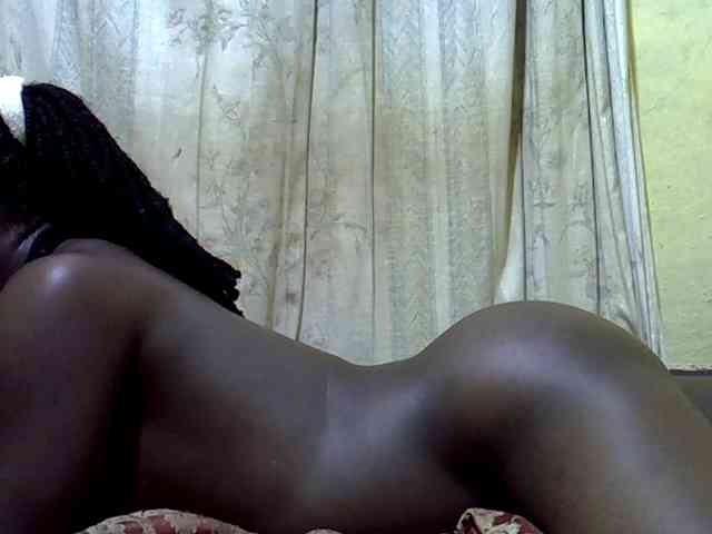 black-beauty webcam