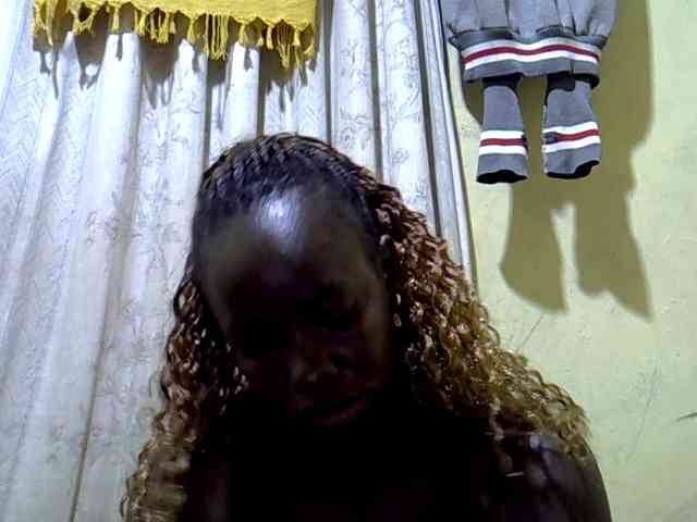 black-beauty webcam