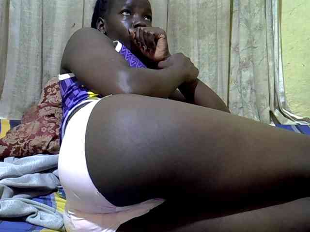 black-beauty webcam