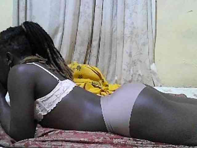 black-beauty webcam