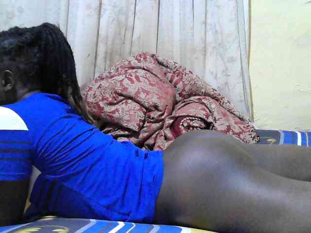 black-beauty webcam