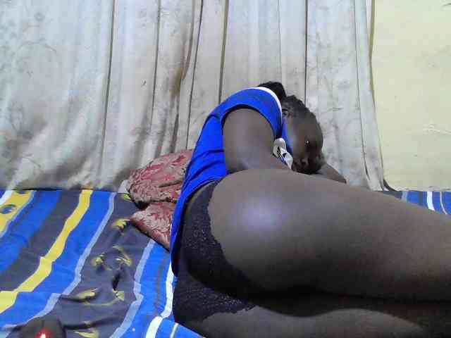 black-beauty webcam