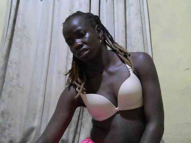 black-beauty webcam