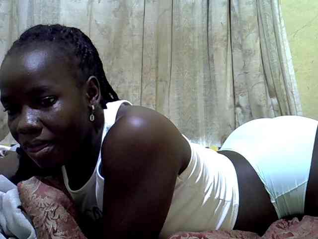 black-beauty webcam
