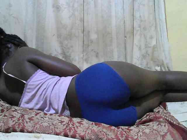 black-beauty webcam