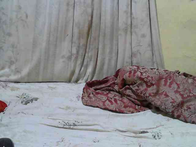 black-beauty webcam