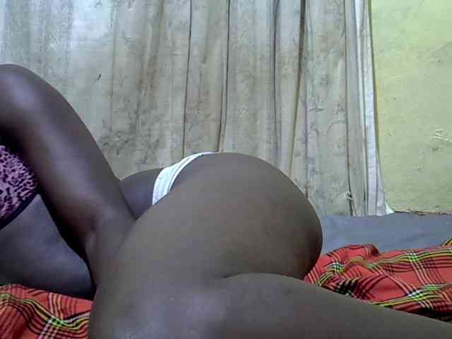 black-beauty webcam