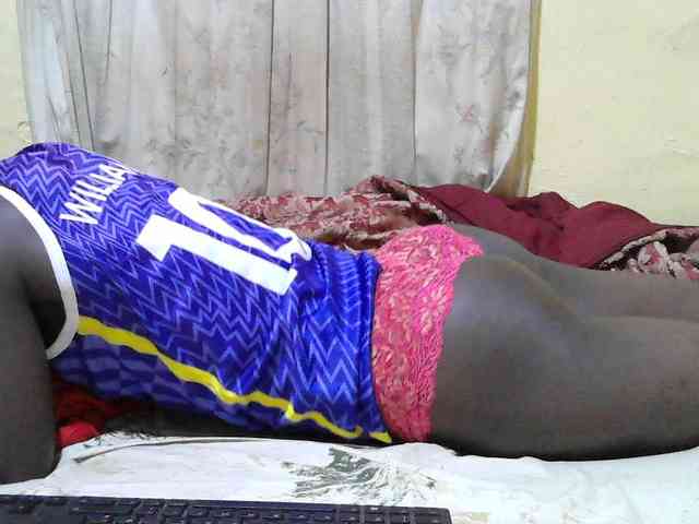 black-beauty webcam