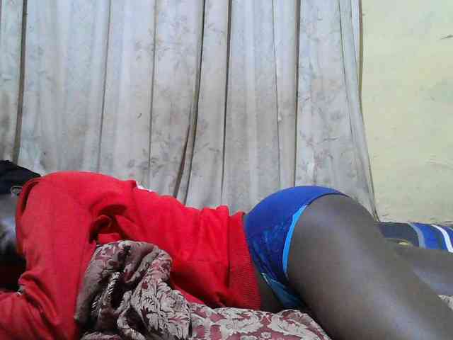 black-beauty webcam