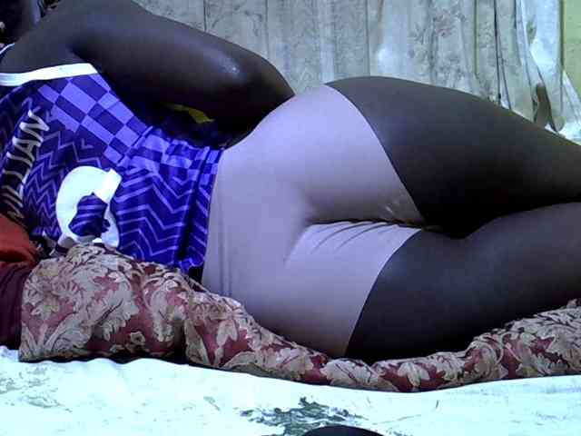 black-beauty webcam