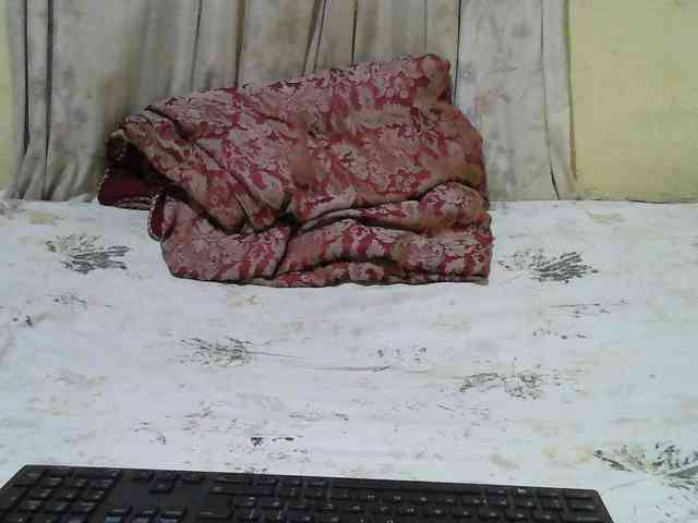black-beauty webcam