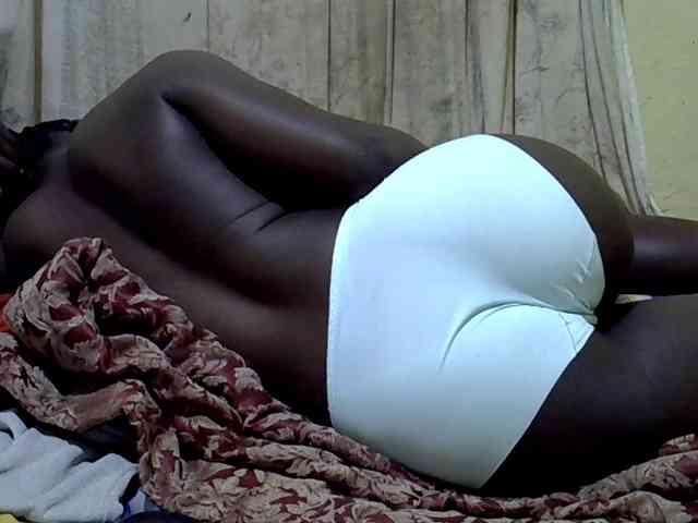 black-beauty webcam