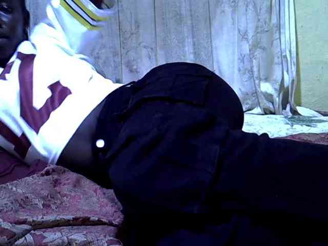 black-beauty webcam