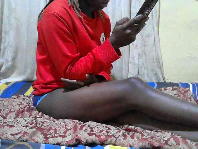 black-beauty webcam
