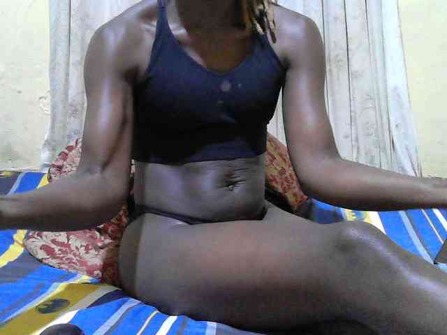 black-beauty webcam
