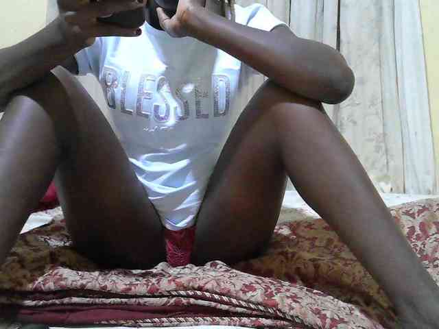 black-beauty webcam
