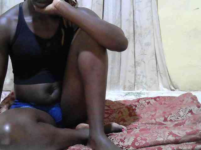 black-beauty webcam