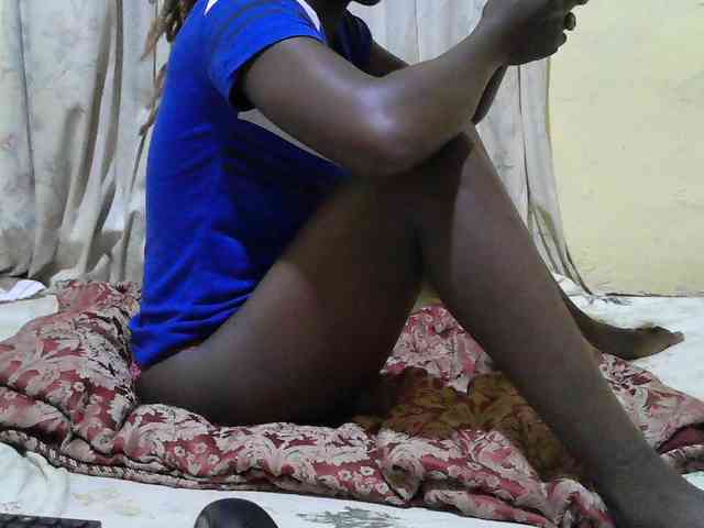 black-beauty webcam