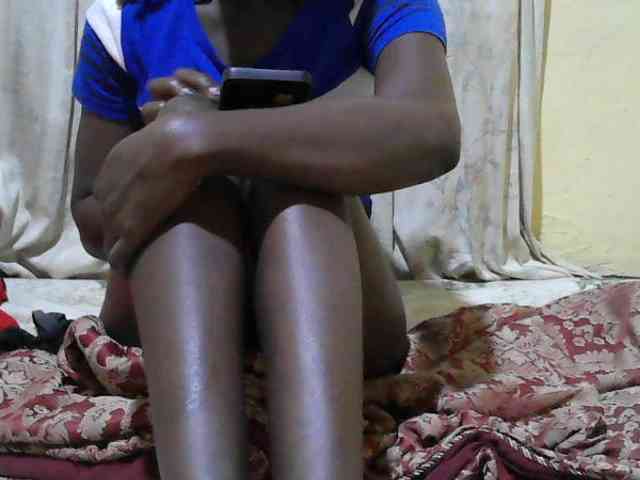 black-beauty webcam