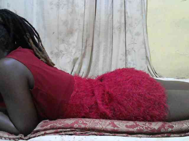 black-beauty webcam