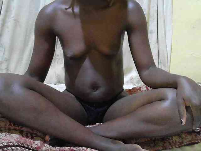 black-beauty webcam